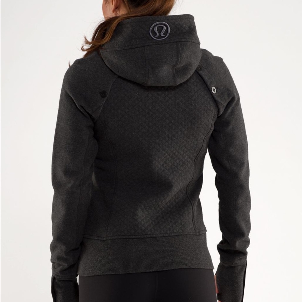 Lululemon Scuba Hoodie. Detachable sleeves